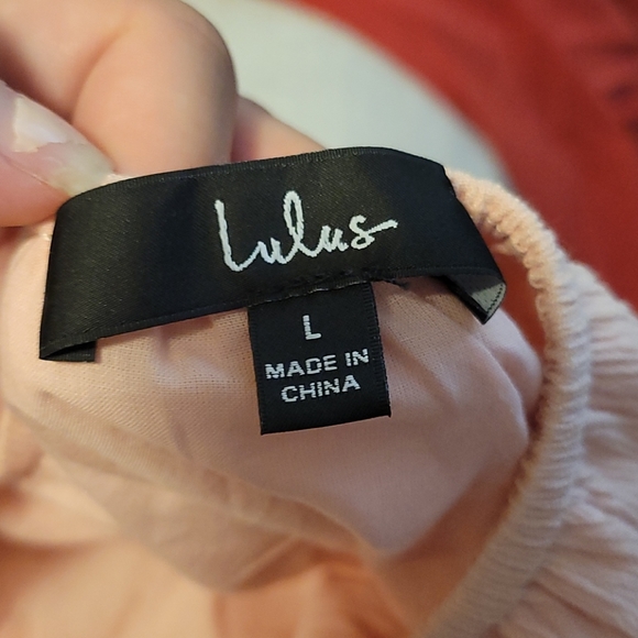 Blush Pink Lulus dress - Picture 4 of 5